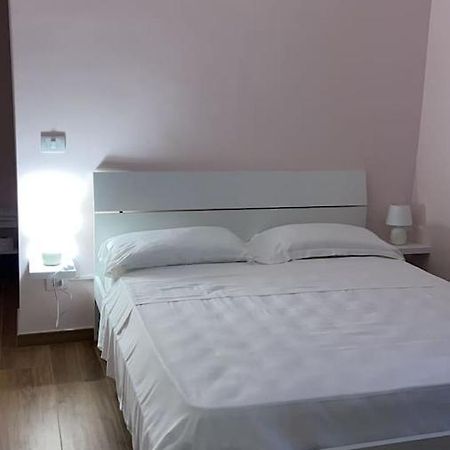 Appartamento Foria House Napoli Esterno foto