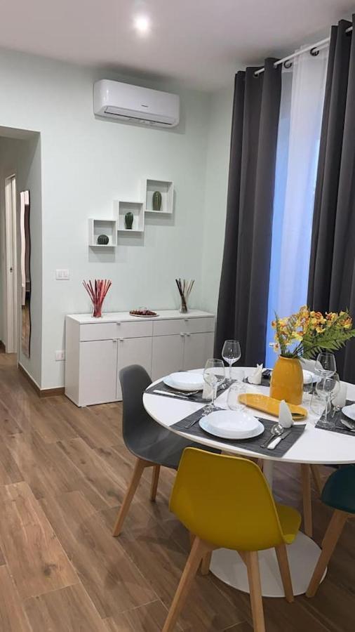 Appartamento Foria House Napoli Esterno foto